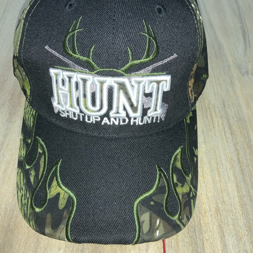 Hunting ball caps